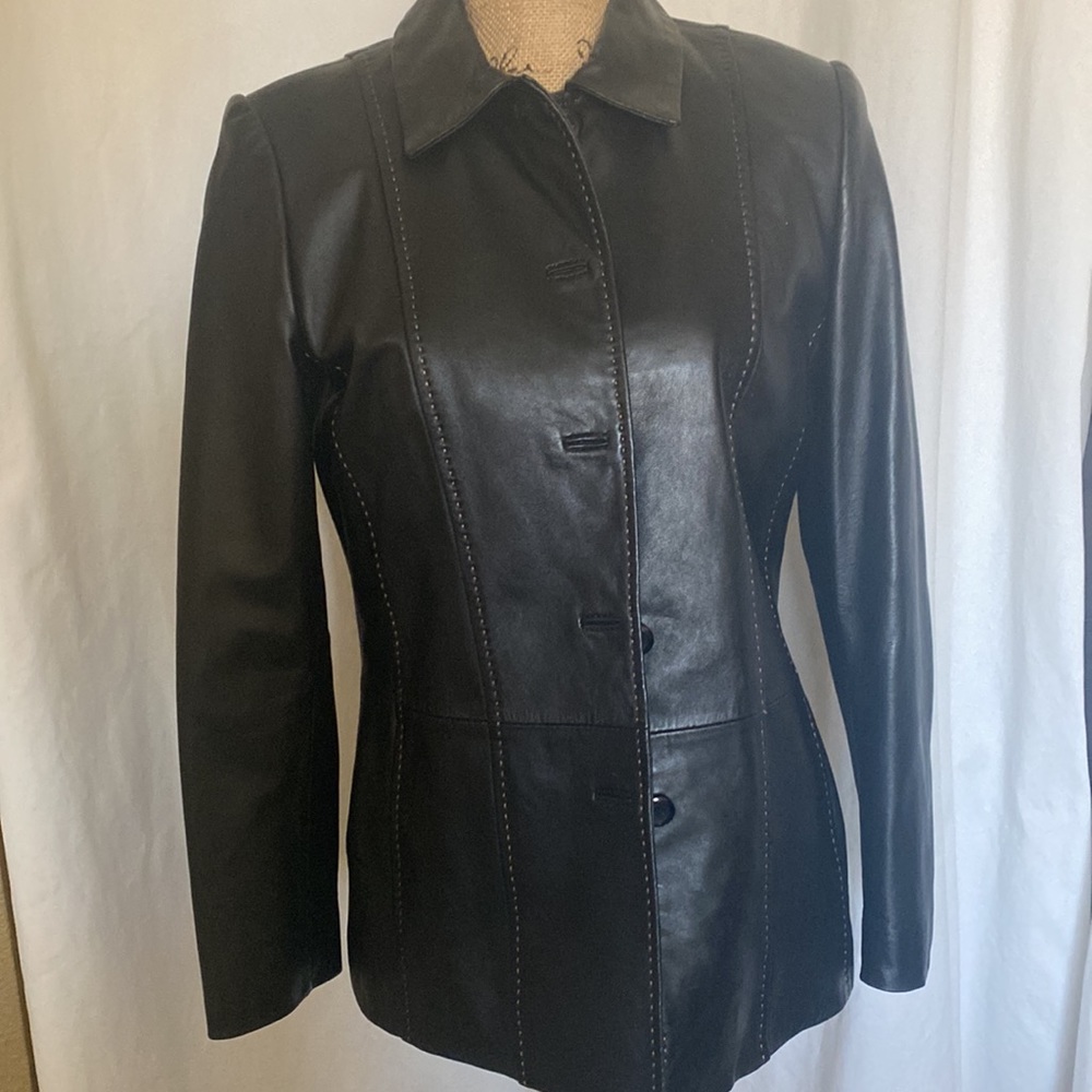 *SOLD* Women’s Pendleton Genuine Leather coat